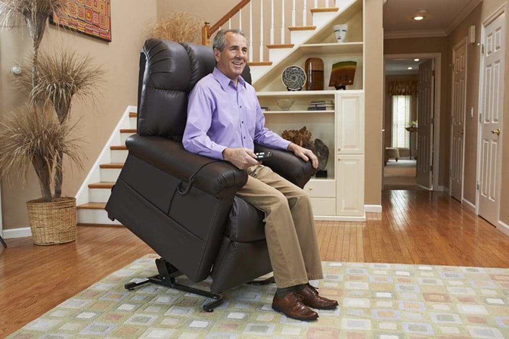 10 Best Lift Chairs to Help You Stand Up Easily (Winter 2023)