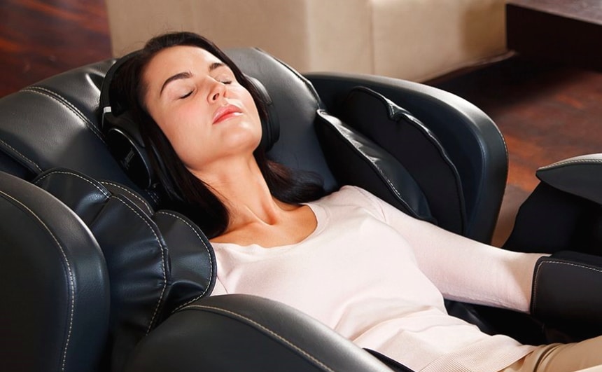 8 Best Massage Chairs under $1000 - Health Should Be Your Priority (Winter 2023)