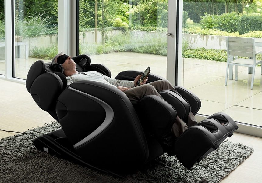 8 Best Massage Chairs for Back Pain - Your Body Will Be Grateful To You (Winter 2023)